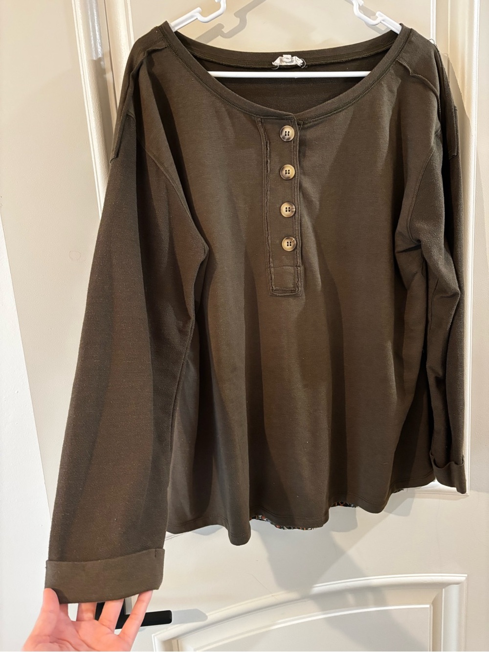 In Loom Women's Long-Sleeve Brown Button Top - size Large